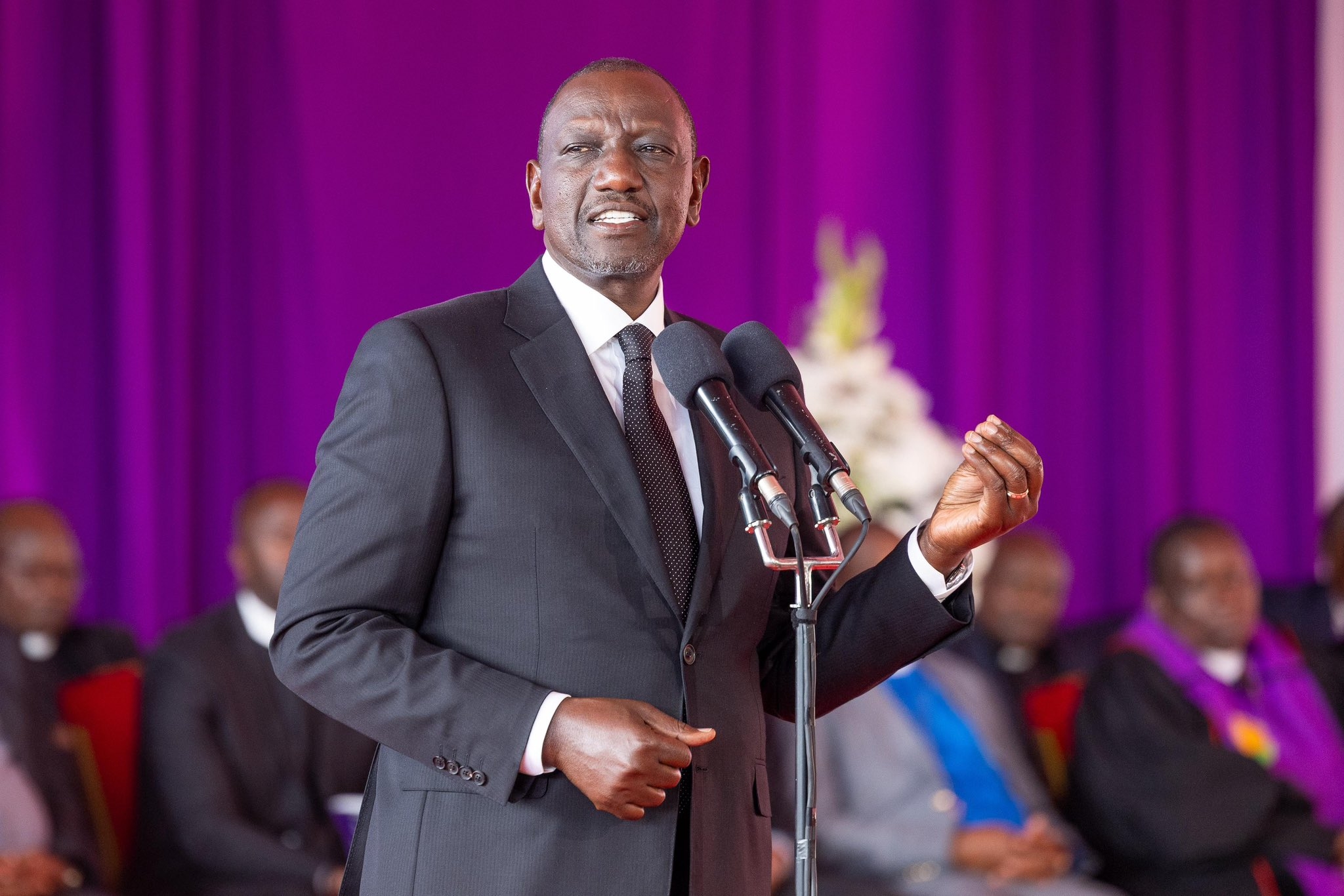 Nilikaza macho! Ruto as leaders joked about exes