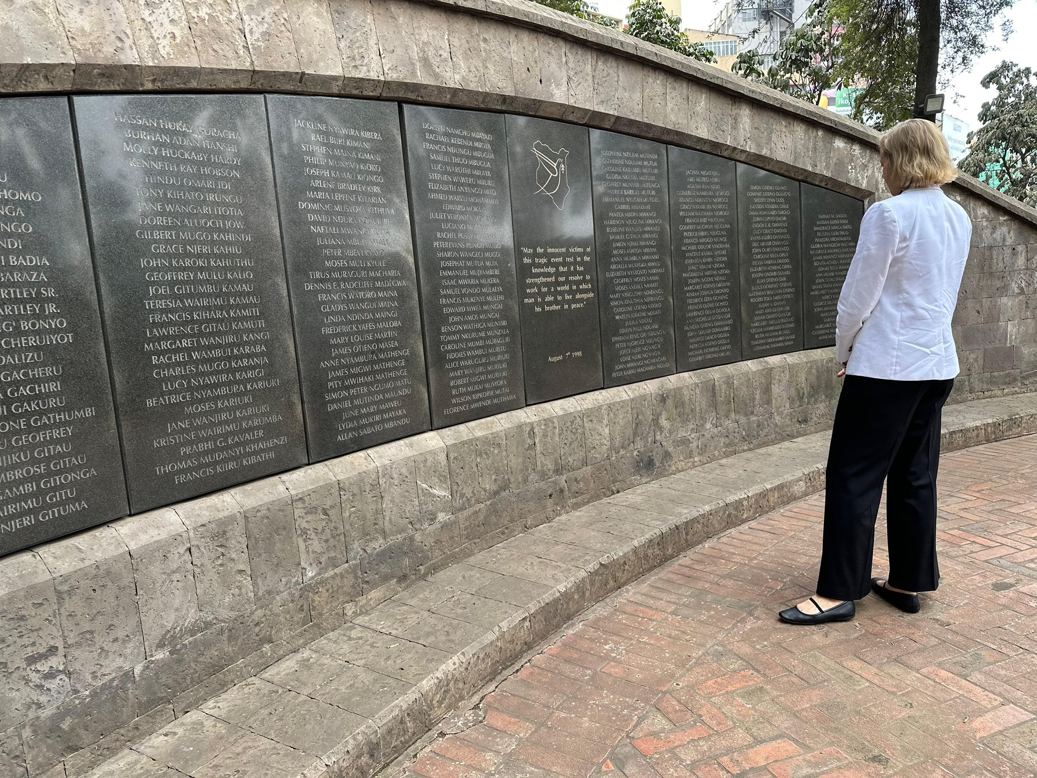 US Chargé d’Affaires pays tribute at 1998 US Embassy bomb memorial park