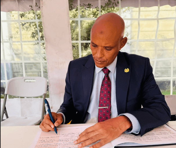 DCI Amin condoles with IG Kanja over father’s death
