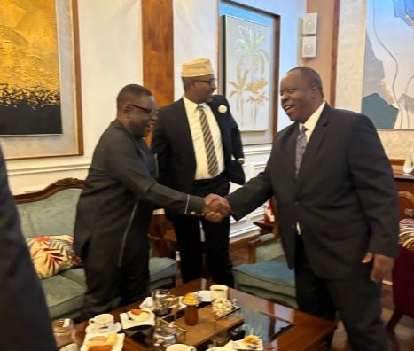 [PHOTOS] Matiang’i interacts with mourners at Parliament