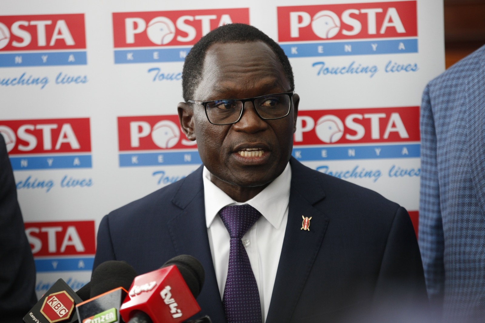 Isaboke urges Kenyans to embrace postal services for growth