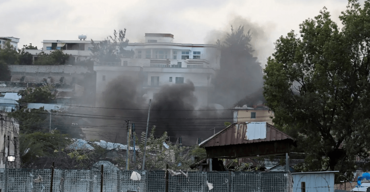 Al-Shabab militants dress as soldiers to storm Somali jail