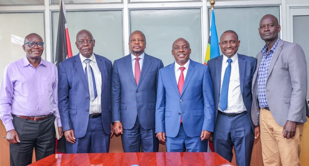 Kagwe: State to settle cane workers’ dues