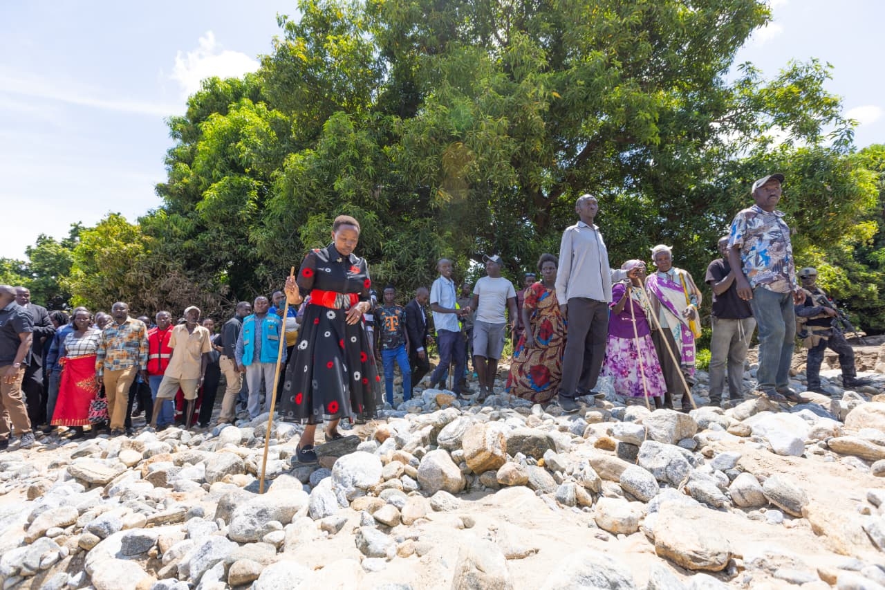 [PHOTOS] Mama Rachel visits families affected by mudslies in Elgeyo