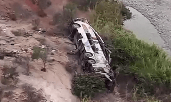 At least 37 killed in Peru after bus plunges into ravine