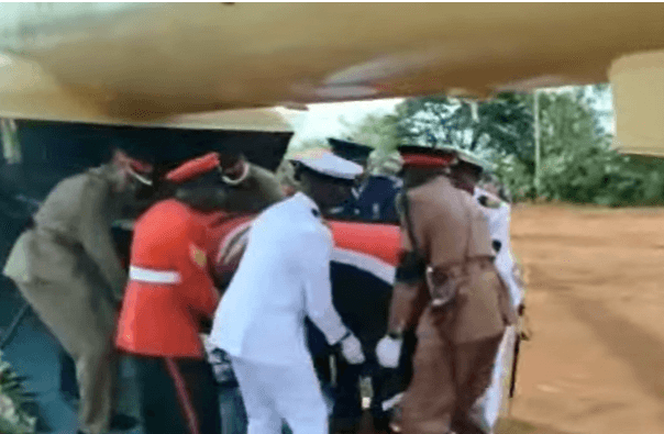 Raila's body arrives in Bondo