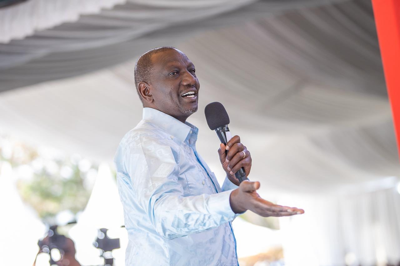 Ruto to Baringo: Surrender illegal guns or face action