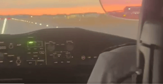 Touching moment as KQ pilot sings Raila’s favourite song onboard