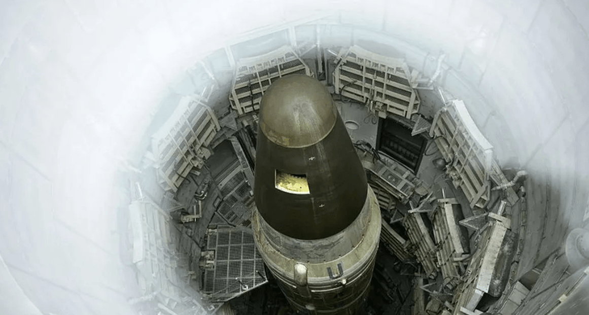 Trump directs nuclear weapons testing to resume