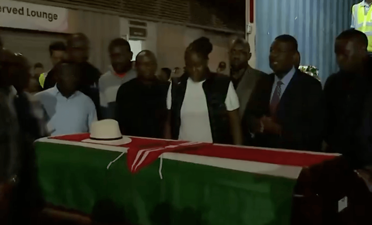 How Kenyan delegation received Raila’s body in India