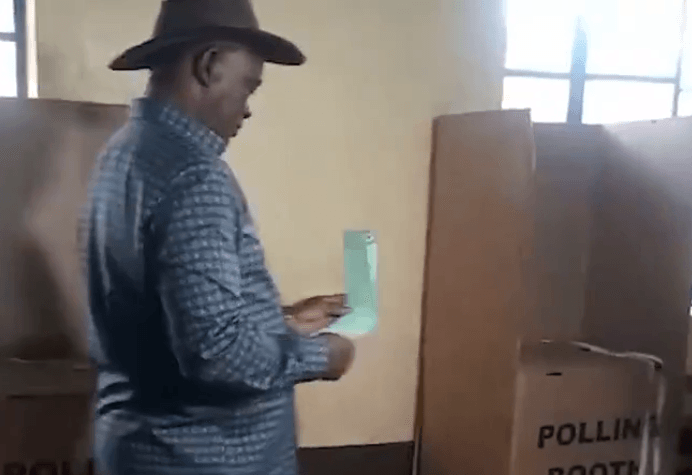 Justin Muturi casts his vote in Mbeere North