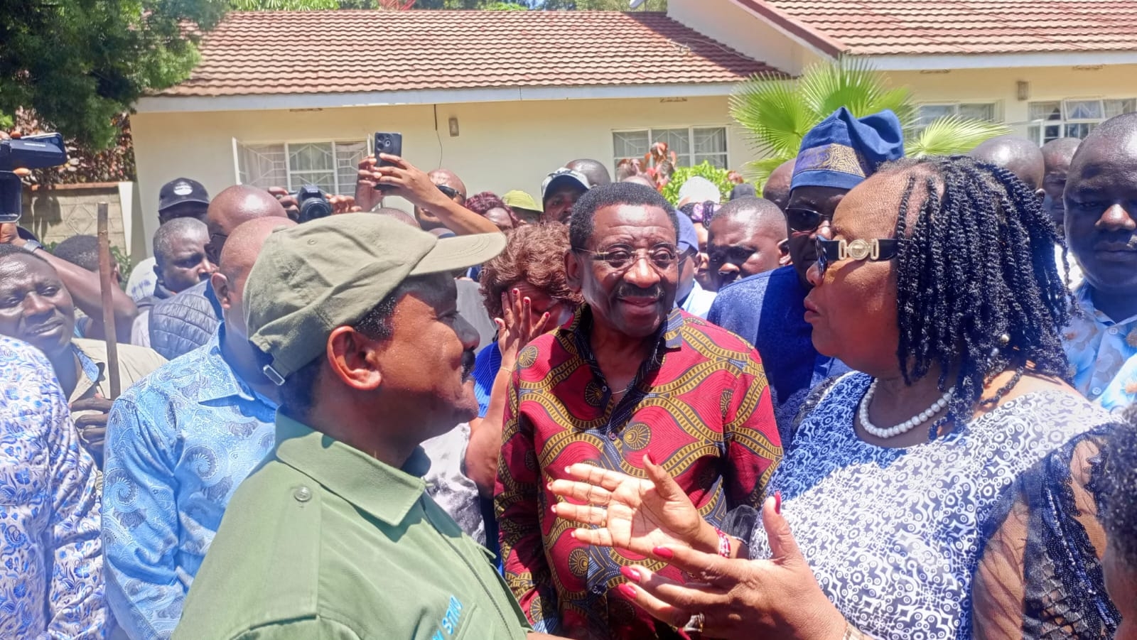 Kalonzo arrives in Bondo to pay tribute to Raila