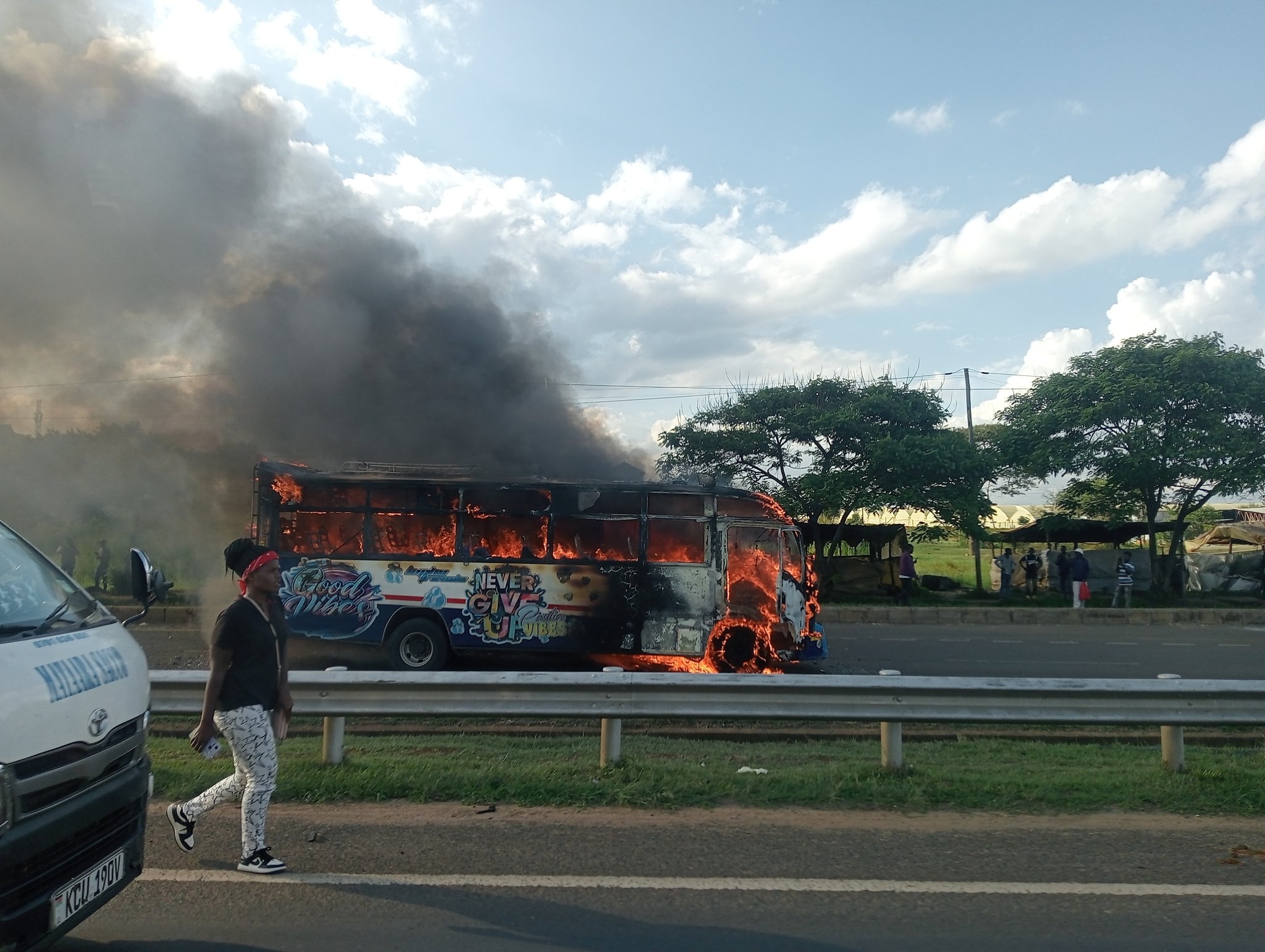 Cops launch probe after mob torch 33-seater bus